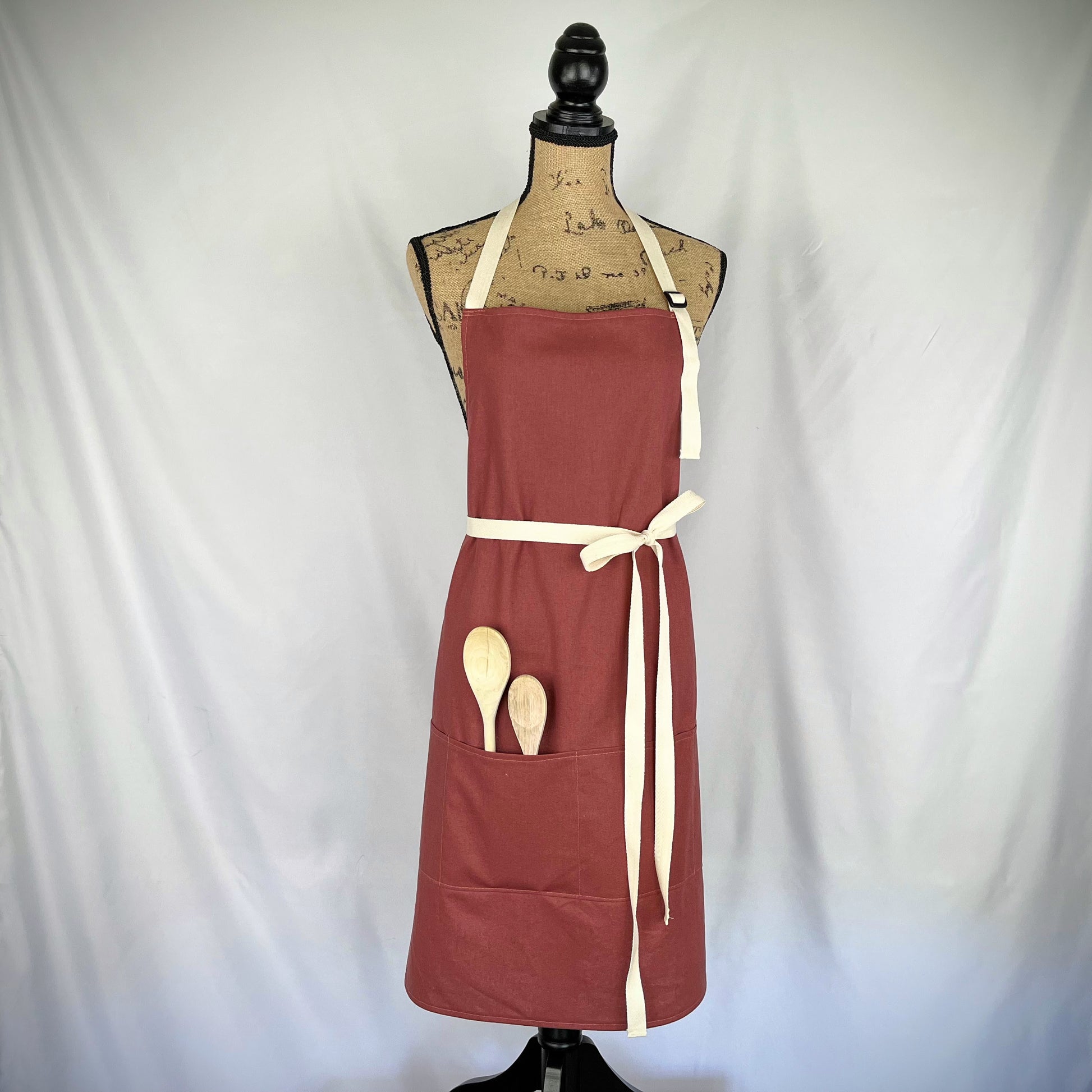 Sustainable Apron with pockets for kitchen, art, work, garden – Cleveland  Sewing Company